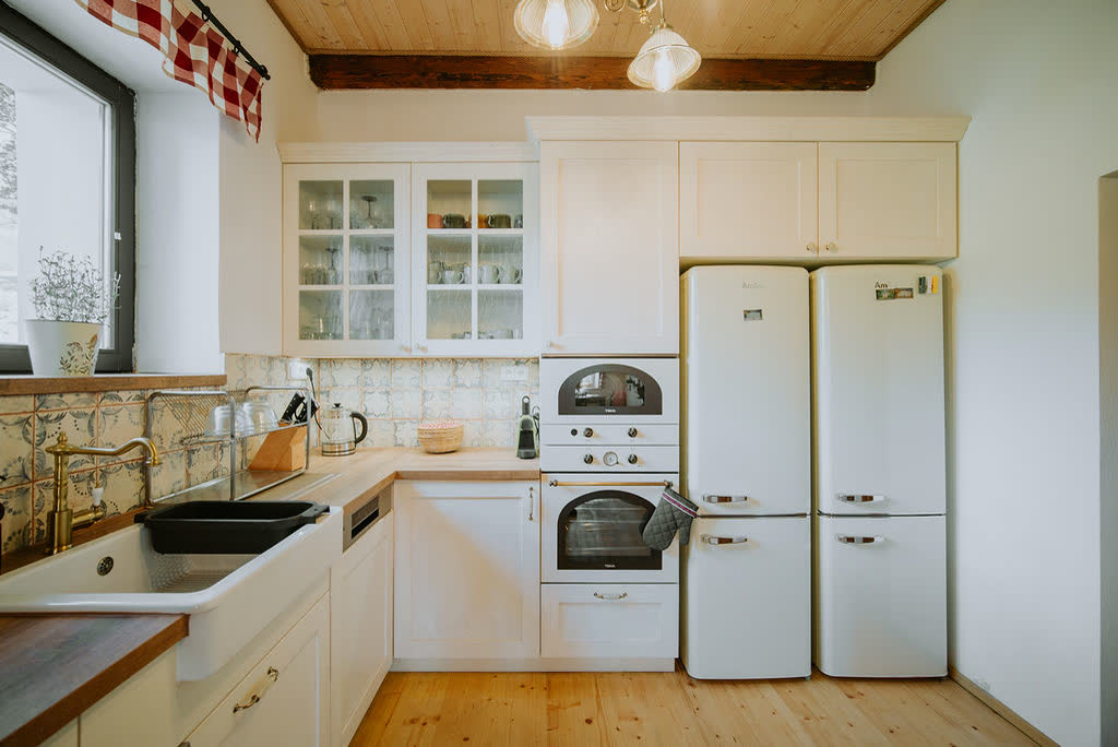 Second kitchen in the lower part of Polňačka Cottage